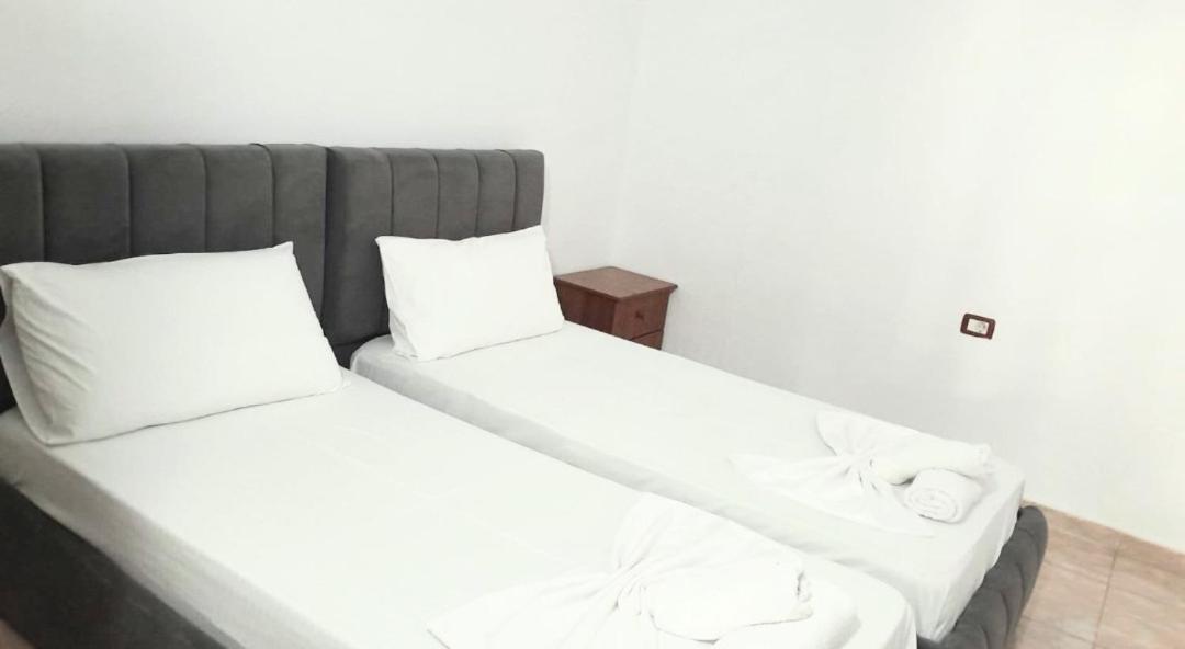 Blue Hotel Ksamil Quarto foto